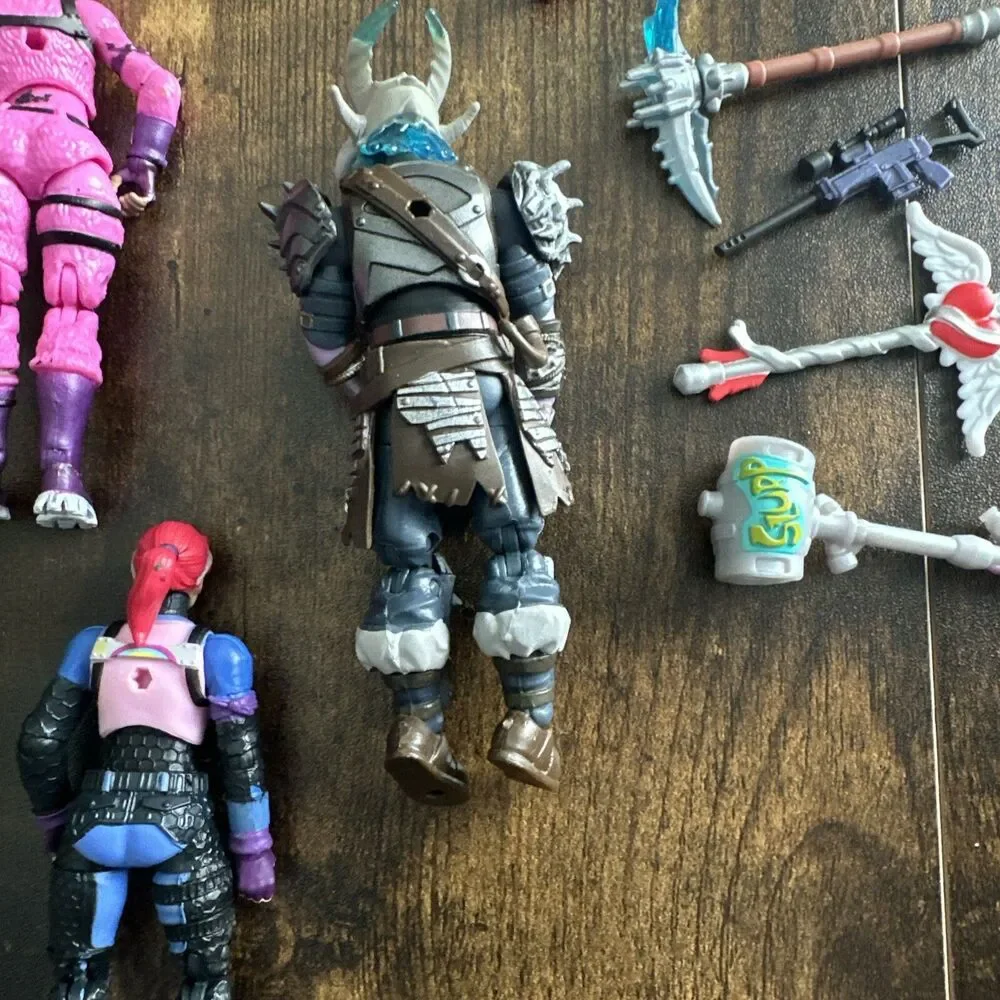 Jazwares Fortnite Squad Mode 4 Figure Pack